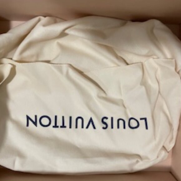 Louis Vuitton Graceful MM - Picture 10 of 11